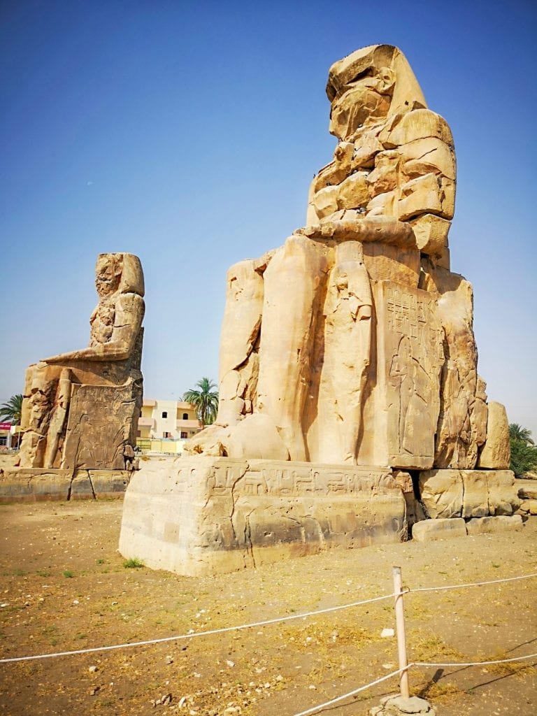 best egypt travel guide colossi of memnon: the whispering statues