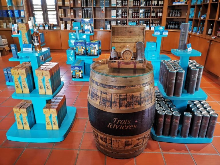 Martinique Rum Trois Rivieres picturesque Shop